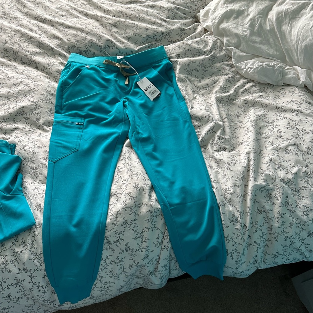 Figs Zamora jogger scrub pants 💙